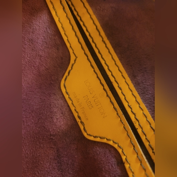 Louis Vuitton Epi Mabillon Leather Backpack - Picture 4 of 7